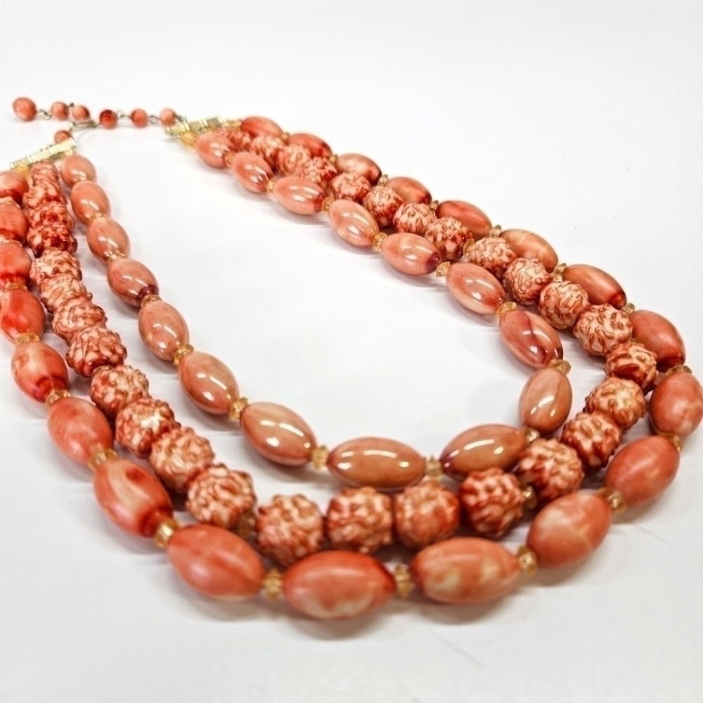 VINTAGE Multi-Strand Sherbet Plastic Beaded Bead Necklace Made in Hong Kong